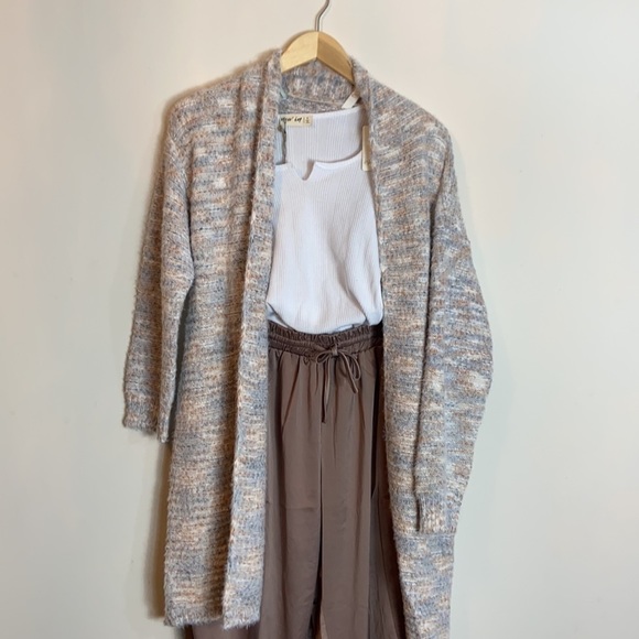 Wishlist mixed color soft and classy cardigan - Picture 4 of 11